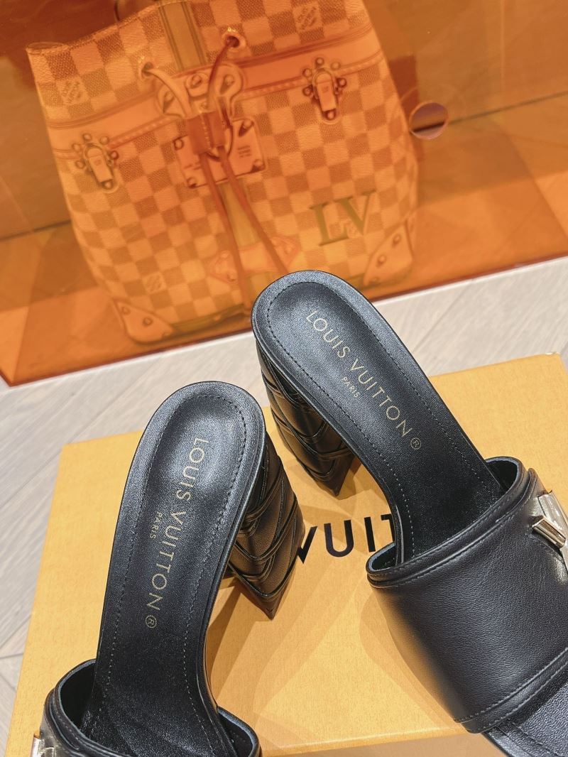 Louis Vuitton Slippers